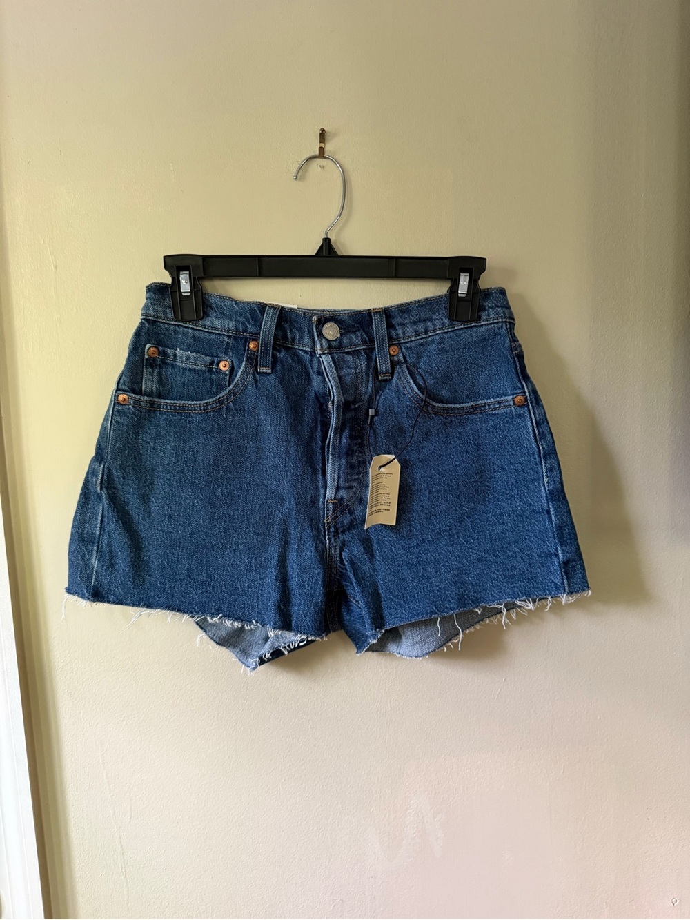 Levi’s High-Rise Raw Hem Denim Shorts - Blue SIZE 27 HOT DEAL